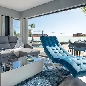 Casa Mariana By Rent2u, Lda Ferienhaus